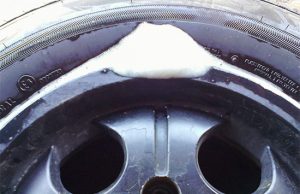 Menambah sabun di samping pelek